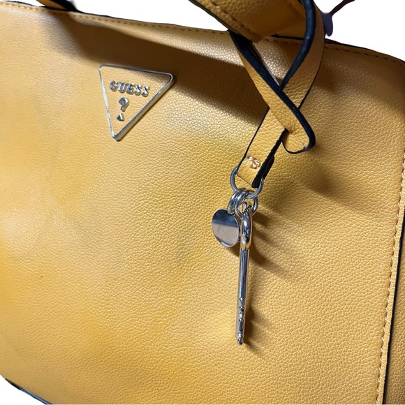 Guess Yellow Leather Crossbody Handbag Women's Fashion Accessory - Picture 3 of 10